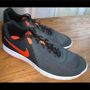 *EUC* Men’s Nike Flex Experience RN 5 (Size 11)